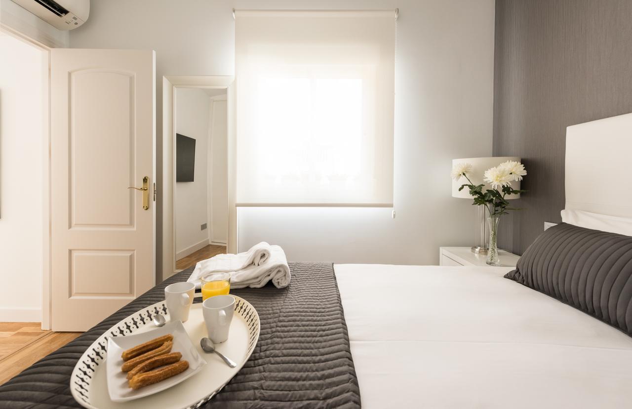 Latina Suite Madri Quarto foto
